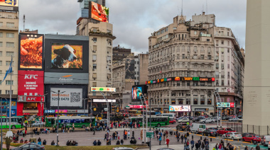 Impactante campaña en pleno Obelisco sobre nuestra relación con los animales
