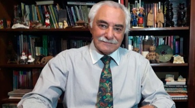 Amor por los libros: Juan Carlos Manoukian será declarado Personalidad Destacada de la Cultura