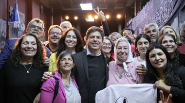 Contra el ajuste, Kicillof dictó una clase pública en la Universidad de las Madres