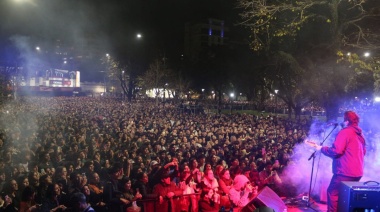 Santiago Motorizado le puso el moño a la reinauguración de Plaza Rocha