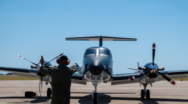Petri presentó un nuevo avión para la Armada: “Debemos custodiar los intereses de la patria”