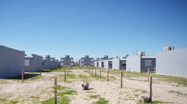 La Provincia avanza con otra obra de viviendas abandonada por Nación