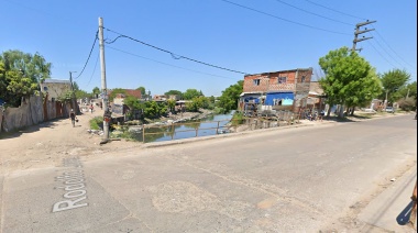 Un hombre se arrojó a un arroyo en Quilmes y nada más se supo de él: Lo buscan
