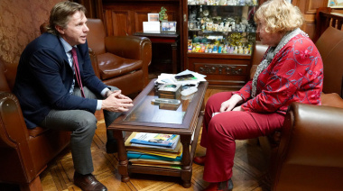 La Ciudad fortalece la capacitación con Boleta Única de Papel