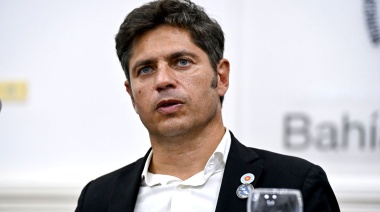 Categórico respaldo a Kicillof contra “el monopolio de la lapicera”