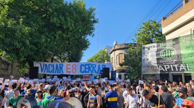 Otro “abrazo” masivo al Hospital Bonaparte en rechazo a los despidos