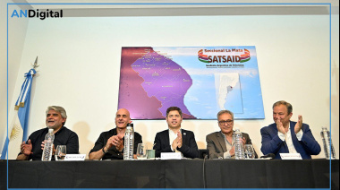 Kicillof visitó con Cascallares la nueva sede de la obra social del SATSAID en Almirante Brown