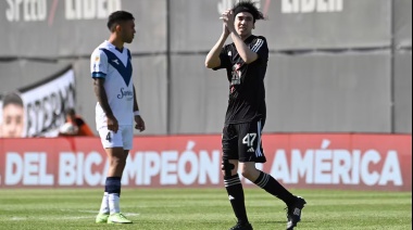 La dura sanción que recibió Riestra por incluir a Spreen en un partido de Primera