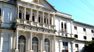 Echan a 24 oficiales de La Bonaerense ligados a candidato libertario