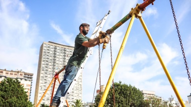 Mar del Plata: Avanzan los trabajos de mejora y mantenimiento de plazas