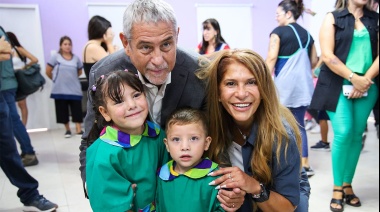 Ferraresi llamó a “defender la educación pública” el abrir el ciclo lectivo en Avellaneda