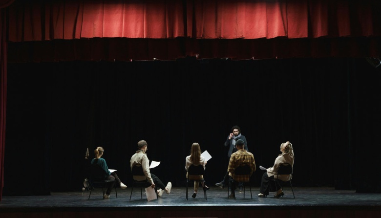 “Teatro de Acá La Plata”: convocan a elencos para nuevo ciclo de obras para adultos