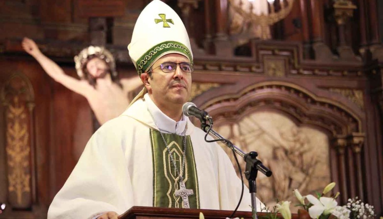 A pedido de Francisco, Mestre renunció a la Arquidiócesis La Plata