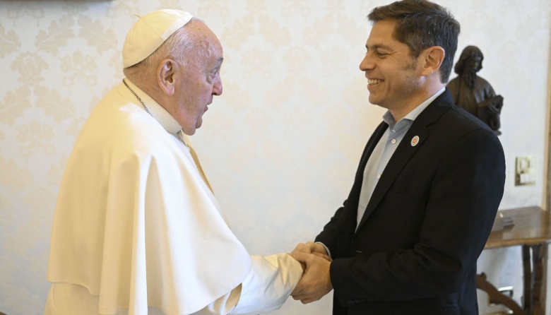 Kicillof fue recibido por el Papa Francisco