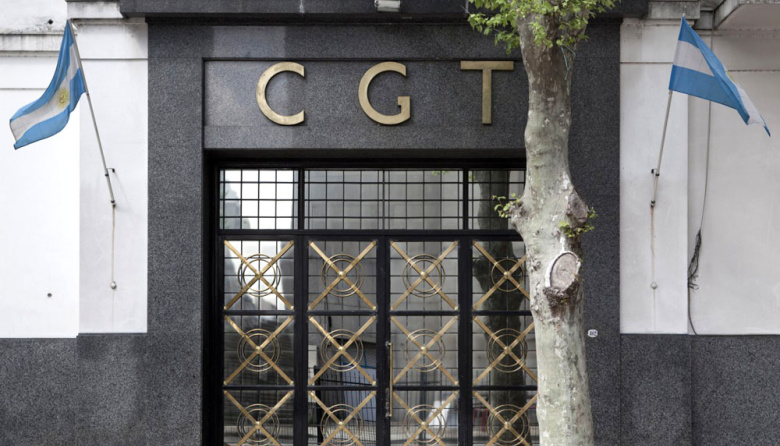 La CGT advirtió que “la democracia está en peligro”