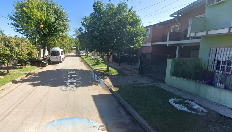 Otro policía que se defendió de un robo acabó baleando a un vecino: Fue en Merlo