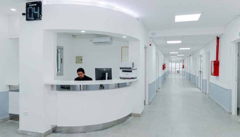 Denuncian que intendente libertario desmanteló un centro de salud inaugurado por Kicillof