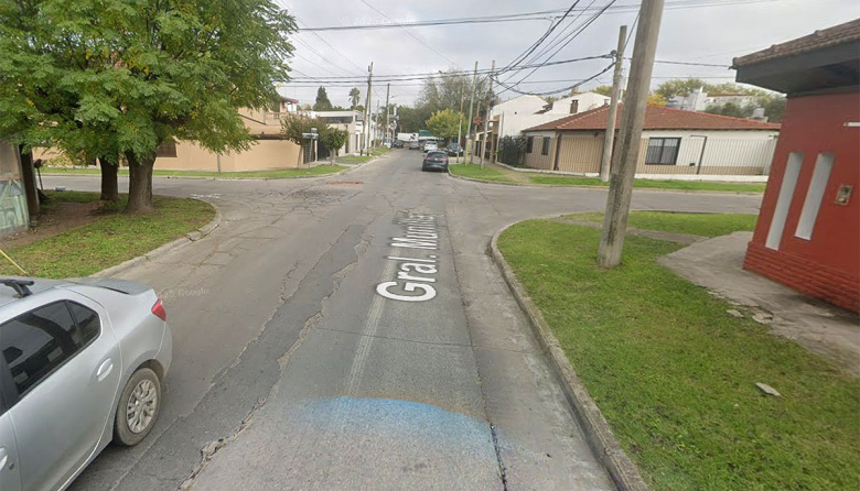 Un policía se defendió a tiros de un robo en Castelar y mató a un motochorro