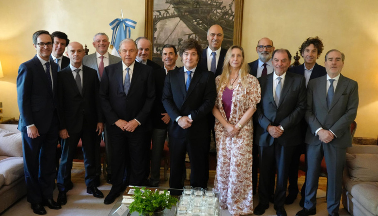En Madrid, Milei presentó ante empresarios el “rumbo económico” argentino