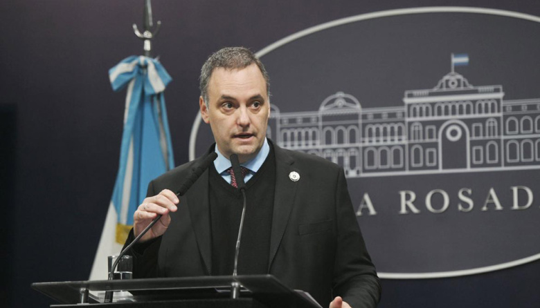 Adorni, confiado: “Nos da lo mismo enfrentar a Cristina o a cualquier otro”