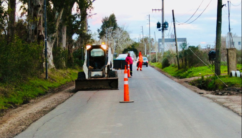 Alak supervisó el avance de obras en Sicardi y conformó su junta comunal