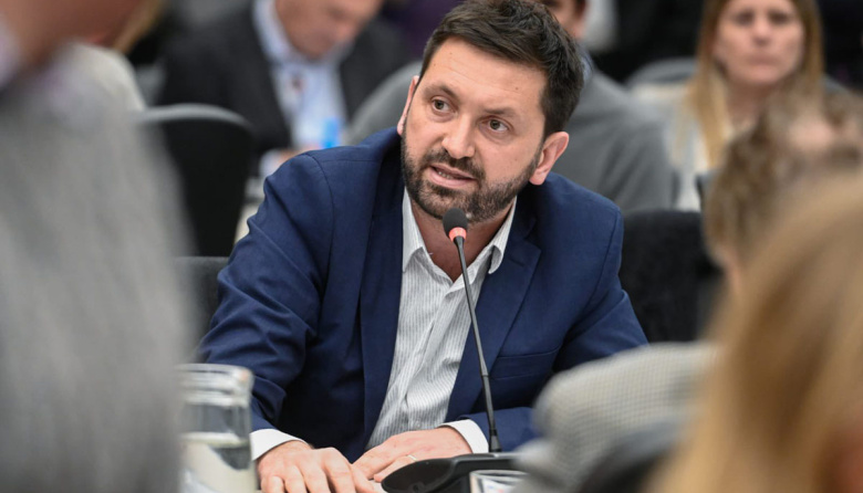 Juliano: “Les importó más su video de TikTok que el Garrahan y que las universidades”