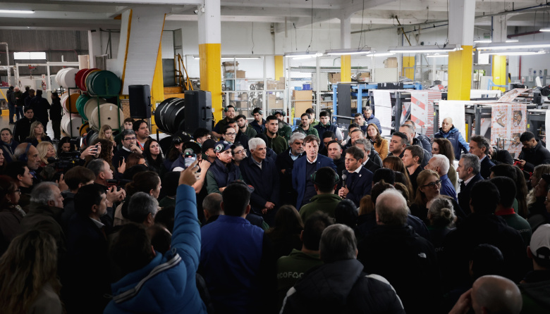 Kicillof sumó el respaldo de trabajadores y empresarios PyMEs en la recta final de la campaña