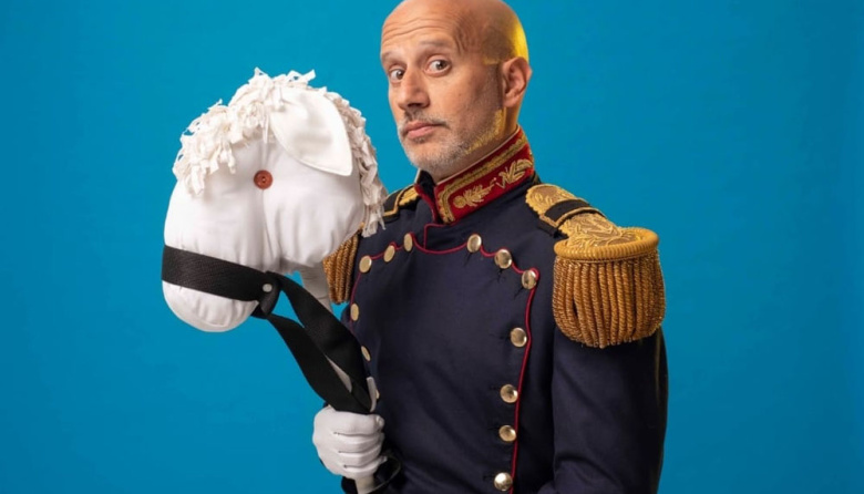 Octubre a pura comedia en La Plata
