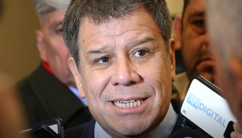 Manes denunció “pacto” entre el Gobierno y el kirchnerismo
