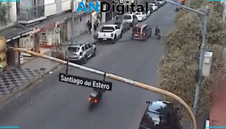 Escapó a contramano, atropelló a un agente y lo detuvieron