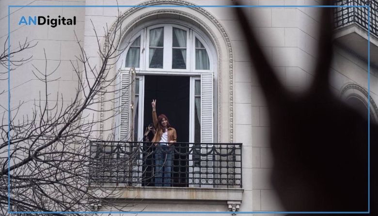 Autorizan “salidas” de Cristina: puede ir a la terraza de San José 1111