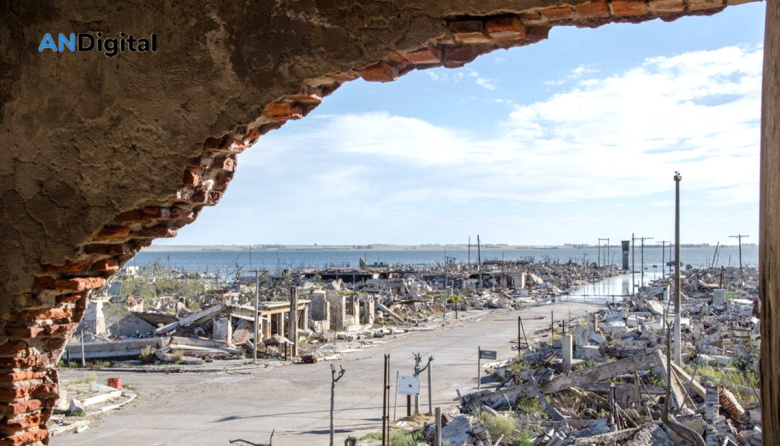 El agua mala, crónicas de Epecuén y las casas hundidas