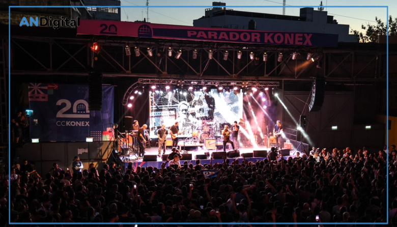 Por la ciudad sin pulmotor: la Vela ardió en el patio del Konex