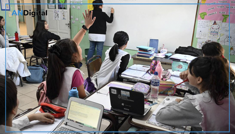 Salario docente: Un maestro de grado ganará $ 850 mil en abril