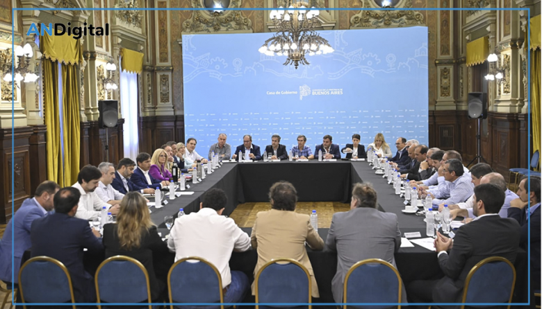 Fondos, recaudación y crisis: el encuentro que Kicillof prepara con los intendentes