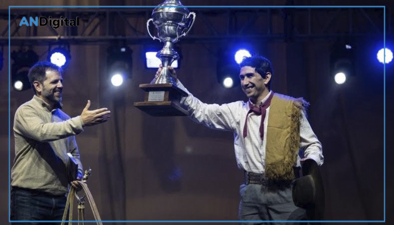 Emilio Pratula ganó en la Semana Criolla del Prado y se consagró campeón en jineteada