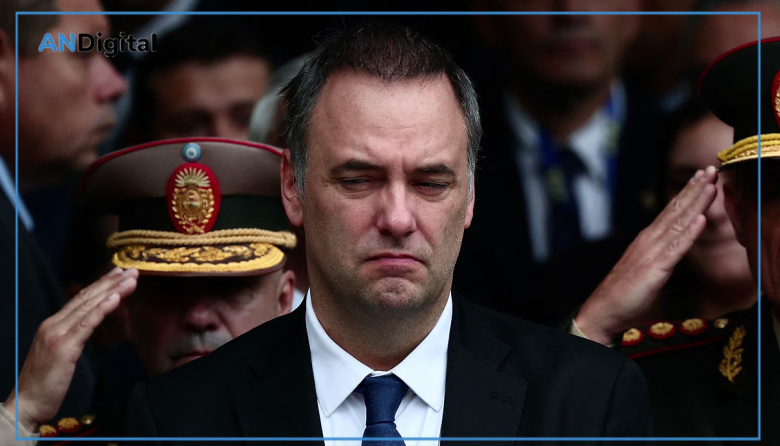 Maslatón cruzó sin filtro a Adorni: “boludo y cagador”