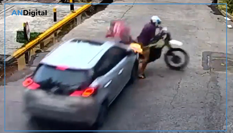 Accidente en Tigre: un delivery frenó de golpe y un auto se lo llevó puesto