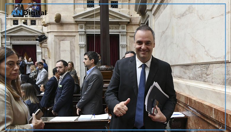 Adorni se defendió de las denuncias: “La causa no tiene gollete y no va a prosperar”