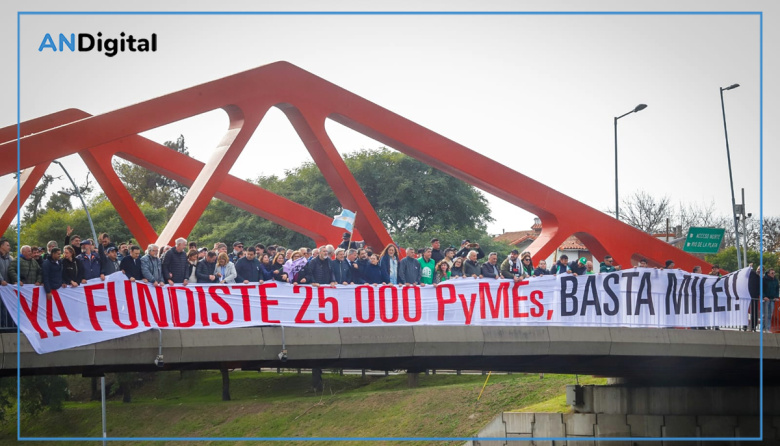 “Daño social irreparable”: los gremios marcharon ante el cierre de la PyME número 25.000