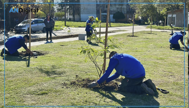 Almirante Brown: transformaron un terreno baldío en una plaza para los vecinos de Don Orione