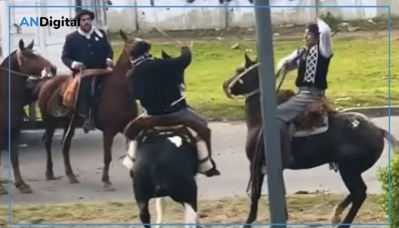 Escándalo en Berazategui: dos jinetes se batieron a rebencazos en pleno desfile del 25 de Mayo