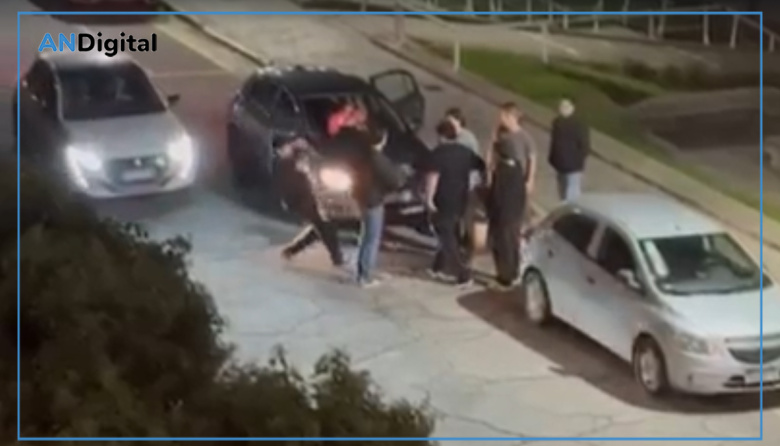 Lo empujaron en medio de una discusión de tránsito y terminó atropellado por un auto en Mar del Plata