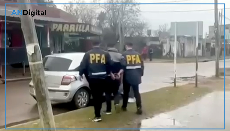 Chacal paraguayo abusó de seis menores en Merlo: le incendiaron la casa y fue detenido