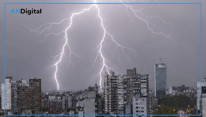 Hay alerta naranja por tormentas en La Plata: a qué hora llega el temporal