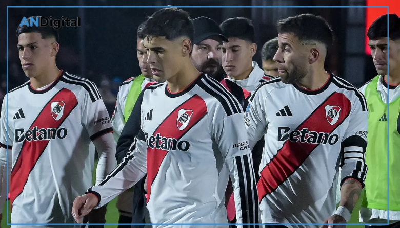 River Plate entre dos mundos: crisis deportiva y fortaleza institucional