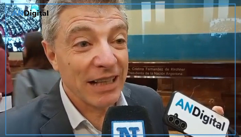 Juan Carlos Giordano asumió su banca y rechazó la “mentira descarada” del Gobierno