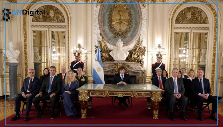Milei en línea con Trump por Malvinas: sanciones a empresas y base naval en Tierra del Fuego