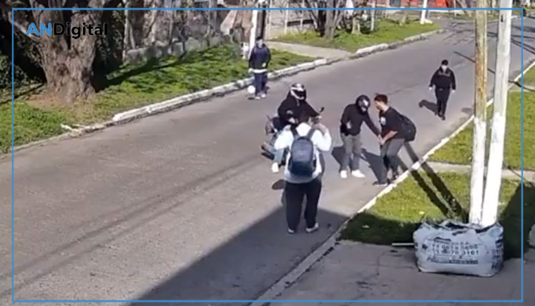 Indignación: motochorros robaron y golpearon a un grupo de chicos con autismo en González Catán