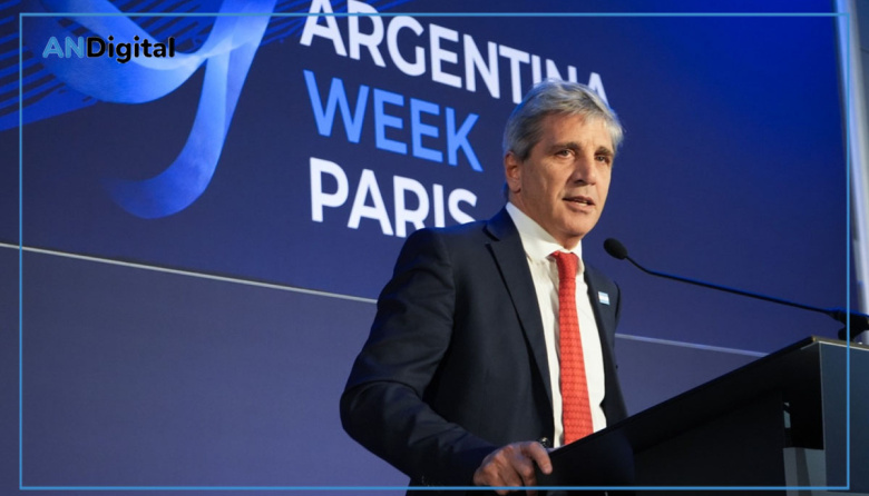 Luis Caputo llevó su “comprá campeón” a París: “Inviertan, la oportunidad es ahora”